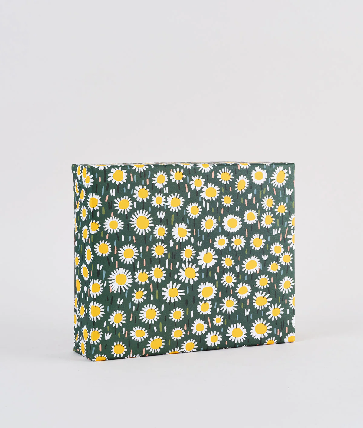 Daisies Wrapping Paper - Image 4